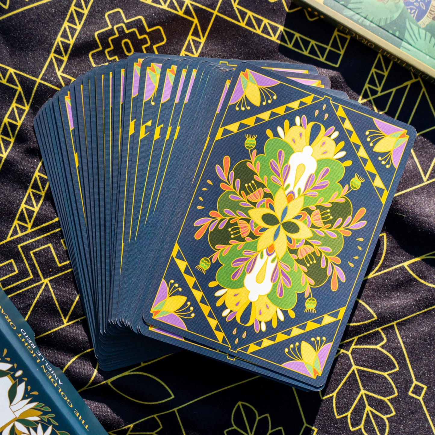 ORACLE DECK | THE GOLDEN LIGHT